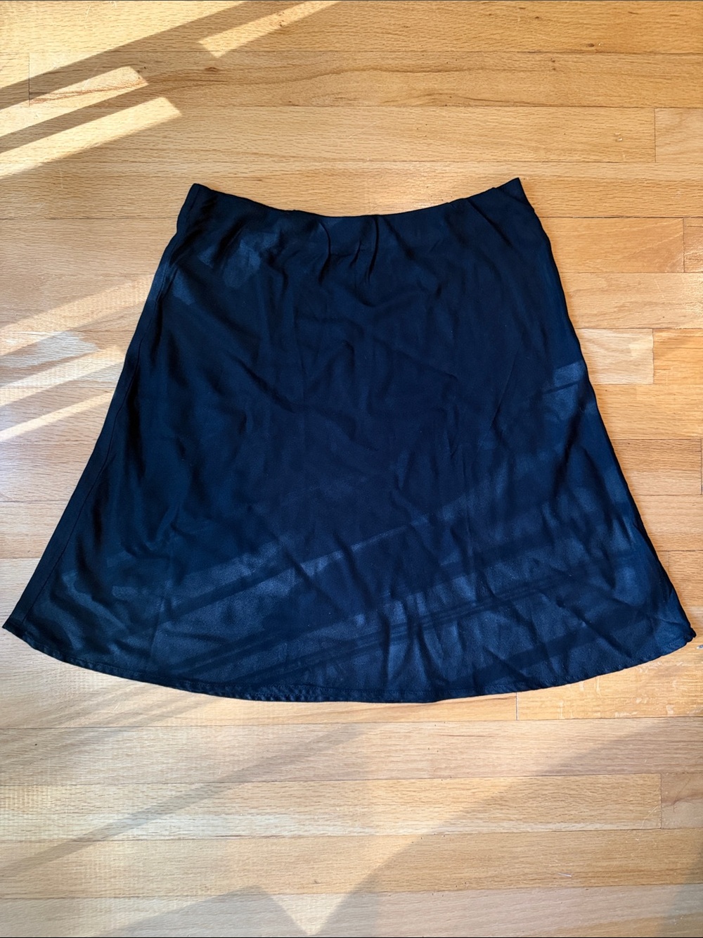 Old Navy Classic Rayon Flounce Black A-Line Women's Skirt- Small Tall